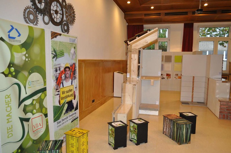 © VIA e.V. Ausstellung Bau Berufe Greening
